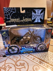 WEST COAST CHOPPERS JESSE JAMES CHERRY CFL 1/18 1:18 BIKE Hard to find rare - Picture 1 of 5