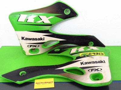 Kawasaki KX250 1999 guardabarros delantero izquierdo derecho guardabarros cubierta de plástico Foto 1 de 4