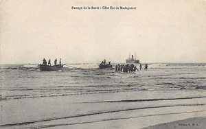 Madagascar - Le passage de la barre sur la côte Est - Ed. G.M.L. - Picture 1 of 2