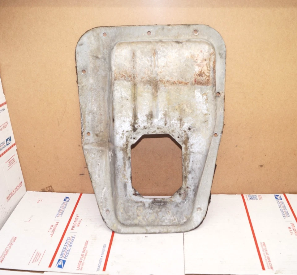 Placa de cubierta de palanca de cambios de piso de transmisión manual Ford F150 F250 F350 Bronco 92-96 Foto 1 de 4