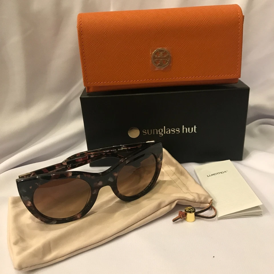 Очки солнцезащитные Tory Burch TY7097 1613/13 кошачий глаз розовые/белые/черные черепаховые золотистые 52 мм - Изображение 1 из 4