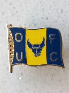 Vintage Oxford United Flag Badge - Picture 1 of 2