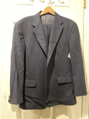 Traje de 2 piezas J. Ferrar para hombre azul marino 3 botones nuevo - 1 defecto $60 Foto 1 de 4