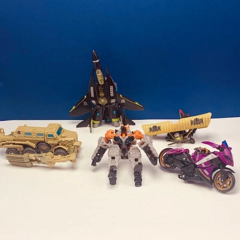 Transformers action figure robot toy Hasbro manual mixed lot Arcee plane jet car Cover