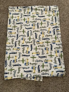 Hoja plana completa Pottery Barn Kids azul verde amarillo aviones - Imagen 1 de 7
