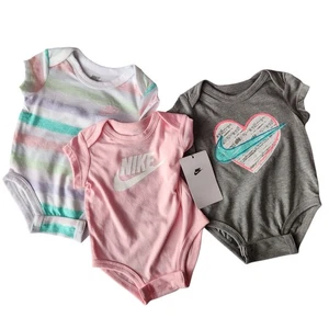 3 Pack Nike Short Sleeve Bodysuits, Baby Girls Size 3 Months, (10-14 lbs) Gift - Picture 1 of 4