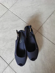 Neue dunkelblaue Tommy Hilfiger Keilsandaletten Gr 38 - Bild 1 von 4