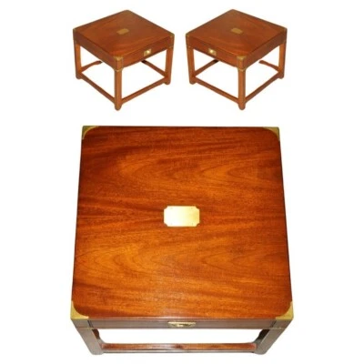BONITO PAR DE MESAS DE UN SOLO CAJÓN HARRODS KENNEDY CAMPAÑA MILITAR CAOBA Foto 1 de 4