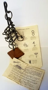 Patience Tavern Puzzle with stand, fabric bag and instructions-Vintage - Picture 1 of 4
