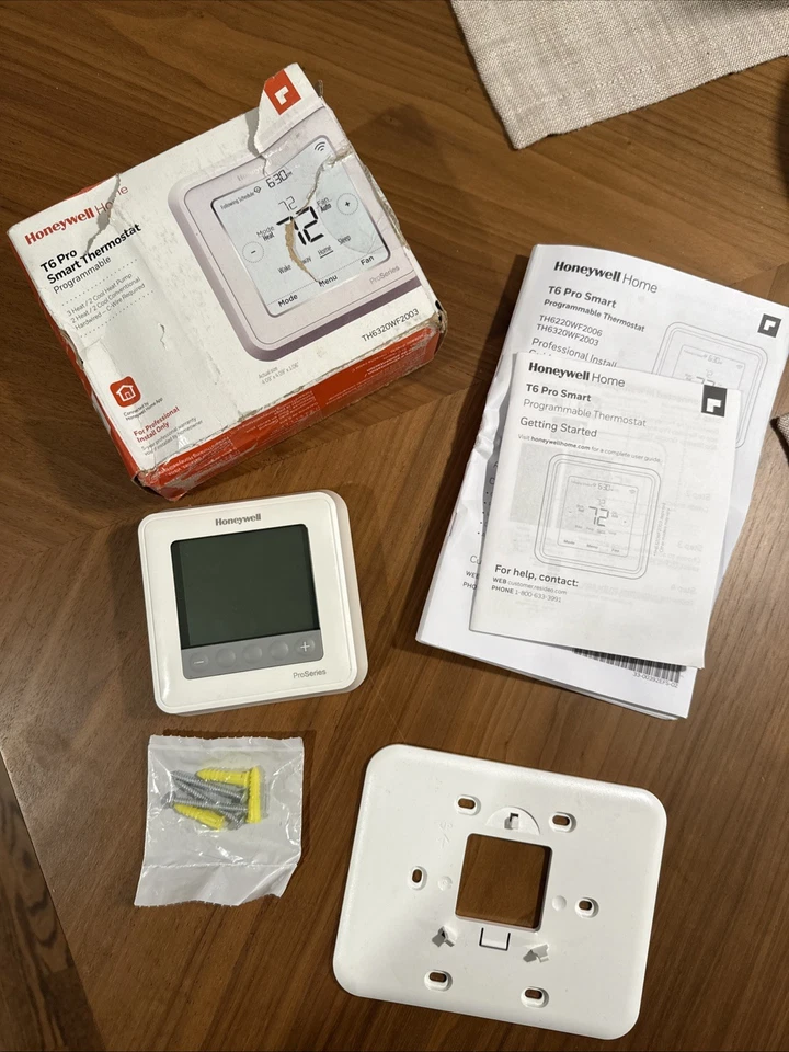 Honeywell T6 Pro Smart Thermostat, Programmable, Wifi, TH6320WF2003 - Image 1 of 4