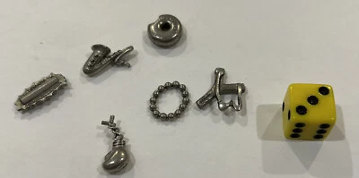 2000 The Simpsons Clue by Parker Brothers REPLACEMENT PARTS - Weapons + Dice (6) - Image 1 of 2