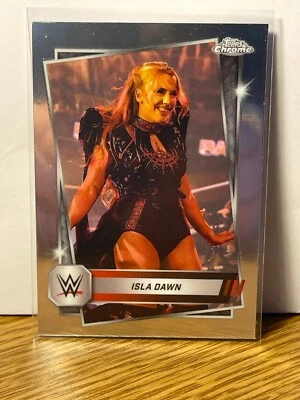 Isla Dawn #64 | RAW | 2025 Topps Chrome WWE - Image 1 of 2