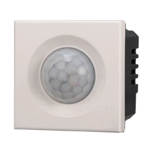 Frutti serie compatibile Bticino Axolute Bianco - Interruttori- Prese USB - Foto 1 di 35