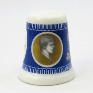 SAMMLERSTÜCK WEDGWOOD FINGERHUT, PRINZ ANDREW UND SARAH FERGUSON HOCHZEIT - Bild 1 von 5