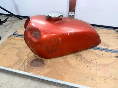 Cuatro tanques Honda CB450 Foto 1 de 4