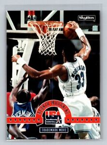 1994-95 SkyBox USA #5 Alonzo Mourning Hornets Basketball Card