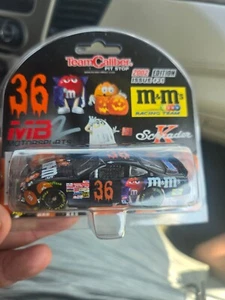 2002 Team Caliber Pontiac Grand Prix #36 M&M’s Edition Issue #31 - Picture 1 of 2