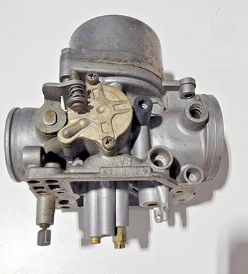 Carburador interno direito #3 carburador VB42A 1981-1983 Honda CB750C CB750 K CB 750 - Imagem 1 de 4