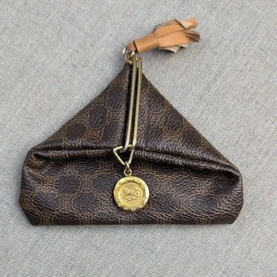 Monedero triangular de cuero marrón Celine Macadam vintage Foto 1 de 4
