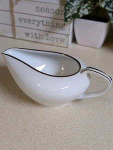 NORITAKE SILVERDALE 8 OZ SAHNEKÄNNCHEN ~ 5594 ~ WEISS ~ PLATINBAND ~ GEBRAUCHT, IN EINWANDFREIEM ZUSTAND - Bild 1 von 6