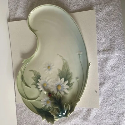 FZ000402 Franz Porcelain - Ladybird / Ladybug Tray (Large) - Image 1 of 4