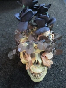 Motion Activated Dancing Flowers In Skull Vintage Gemmy Plays The Dead March - Bild 1 von 4