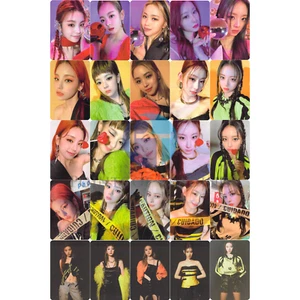 [USA] ITZY OFFICIAL GUESS WHO PHOTOCARD YEJI LIA RYUJIN CHAERYEONG YUNA - Bild 1 von 31