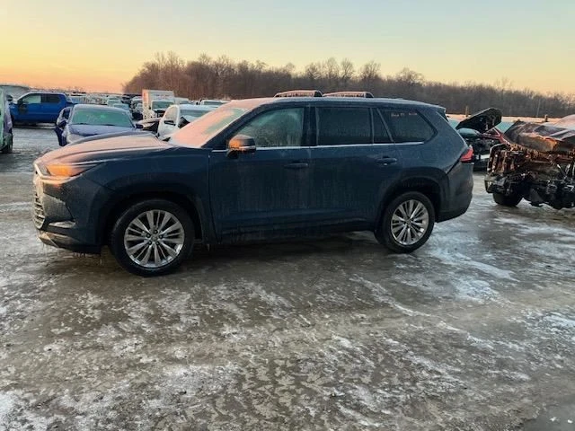 Starter Motor With Automatic Engine Stop And Start Fits 23-24 HIGHLANDER 657760 - Image 1 of 4