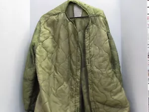 MILITARY COLD WEATHER PARKA LINER MEDIUM (FISHTAIL) - Picture 1 of 2