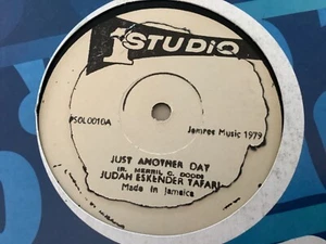 Simms & Egmond, What's The Matter, Judah Tafari, nur ein weiterer Tag, Studio 1 - Bild 1 von 2