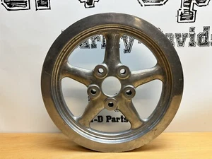 Originale Harley-Davidson Softail bilanciere FXCWC PULEGGIA / PIGNONE POSTERIORE 66T 37728-08 - Foto 1 di 7