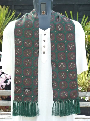 Vintage TOOTAL Scarf Cravat Goodwood Dapper Neckwear Mod Indie Scooter Ascot - Image 1 of 4