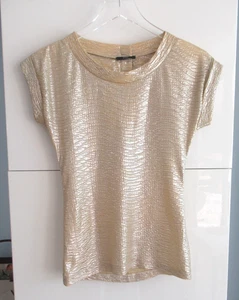 Top ajustado brillante arrugado elástico para mujer talla XS, manga corta color dorado - Imagen 1 de 8