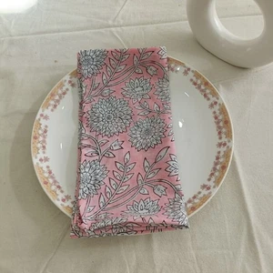 Napkins, Pink and White Indian Floral hand Block Printed Cotton Napkins, wedding - Picture 1 of 5