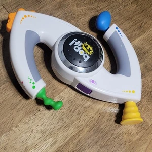 Bop It XT White, Requires 3 AAA Batteries, Tested - Works. T6. - Picture 1 of 4