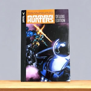 Armor Hunters Deluxe Edition HC/DJ Hardcover Valiant Comics 2015 - Picture 1 of 16