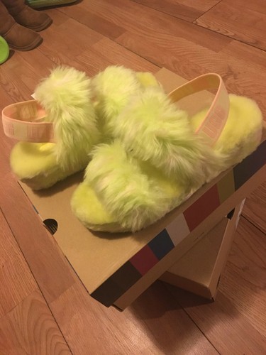 Scivoli UGG Oh sì mai indossati nuovi. Pantofole UGG. donna taglia 7