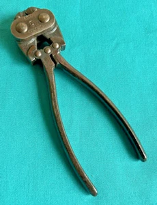 VTG BELL SYSTEMS -D- HKP TELEPHONE ELECTRICIAN LINEMAN WIRE CRIMPING TOOL US 6" - Picture 1 of 6