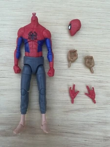 Marvel Legends Retro Figur Across The Spider-Verse Peter B Parker AUF LAGER - Bild 1 von 5