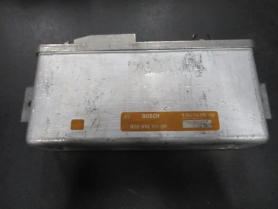 Unidad de control de freno ABS BOSCH 928 618 118 00 Porsche 928 / 944 / 968 Foto 1 de 4