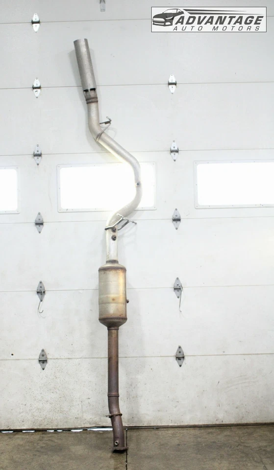 GMC SIERRA 2500 HD 2023-2025 doble cabina 6,6 L V8 sistema de escape tubo resonador OEM Foto 1 de 4