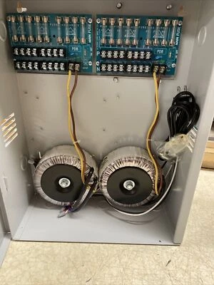 ALTV2416600 AC Wall Mount CCTV Power Supply provides 24VAC or 28VAC distributed - Image 1 of 3