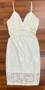 BNWT Passion Fusion Womens Size M/10 Cream Sleeveless Lined Bodycon Dress - Picture 1 of 3