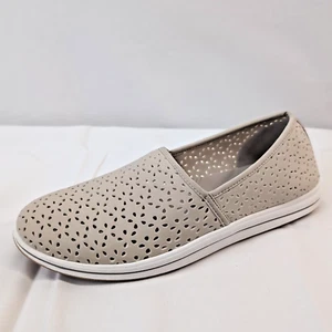 Clarks Cloudsteppers Breeze Emily Perforated Loafer Shoe Women's Size 10M Beige - Picture 1 of 10