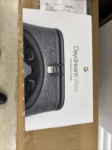 Google Daydream View VR Headset - Slate - Picture 1 of 3