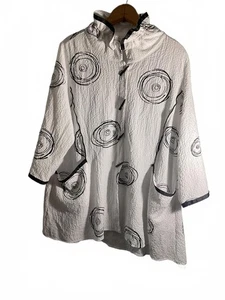 Moonlight Art to Wear weiß/schwarze Tunika mit Knöpfen und Rüschen Bügelkragen XL - Bild 1 von 11