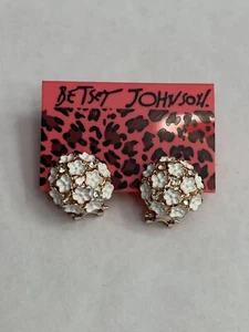 WHITE AND GOLD FLOWER EARRINGS-BJ1126 - Picture 1 of 3