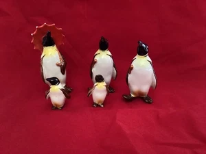 BESWICK PENGUIN FAMILY (5) EXCELLENT CONDITION - Picture 1 of 3