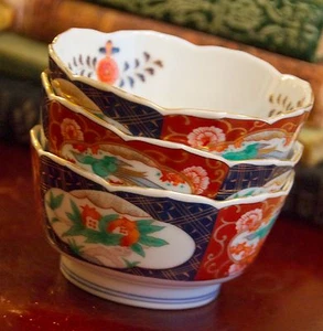 4 VINTAGE UNUSED JAPAN PORCELAIN RICE SOUP COBALT RED GOLD GILT 4.5" W x 2.25" H - Picture 1 of 8