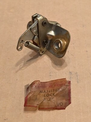 Mopar/Mitsubishi NOS Liftgate Lock 1971-77 Dodge Colt S/Wagon - Imagem 1 de 2